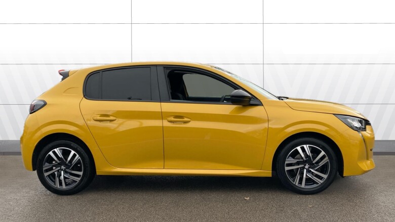 Peugeot 208 1.2 PureTech Active Premium + 5dr Petrol Hatchback